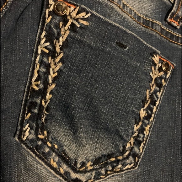 Forever 21 Jeans - Picture 4 of 5